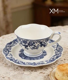 فنجان و نعلبکی